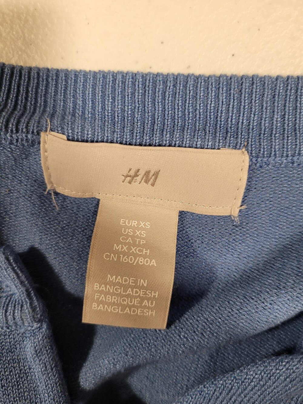 H&M Periwinkle Button-Front Crewneck Cardigan - Picture 2 of 4